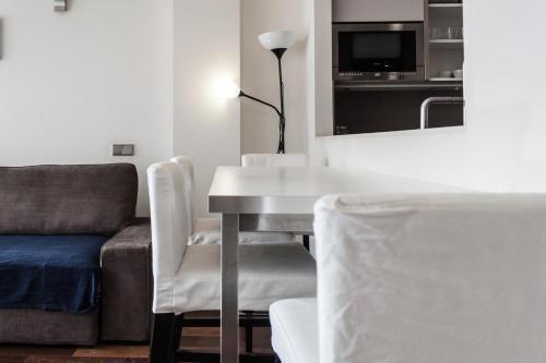 Apartamento Via Augusta 153 Барселона Екстер'єр фото